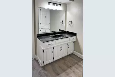 1713 Kingsbridge Drive, Garland, TX 75044 - Photo 15