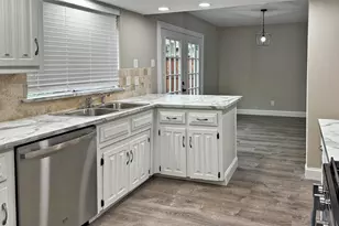 1713 Kingsbridge Dr, Garland, TX 75044 - Photo 7
