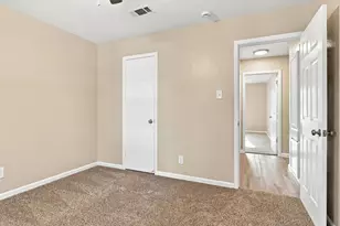 721 Timberoaks Dr, Azle, TX 76020 - Photo 11