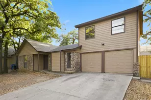 721 Timberoaks Dr, Azle, TX 76020 - Photo 3