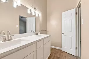 721 Timberoaks Dr, Azle, TX 76020 - Photo 29