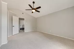 1417 Thistlewood Ln, Grapevine, TX 76051 - Photo 19