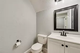 1417 Thistlewood Ln, Grapevine, TX 76051 - Photo 21