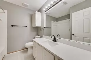 1417 Thistlewood Ln, Grapevine, TX 76051 - Photo 23
