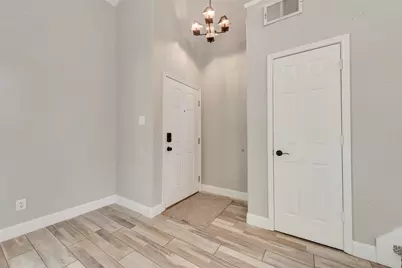 1417 Thistlewood Lane, Grapevine, TX 76051 - Photo 5