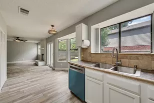 1417 Thistlewood Ln, Grapevine, TX 76051 - Photo 17