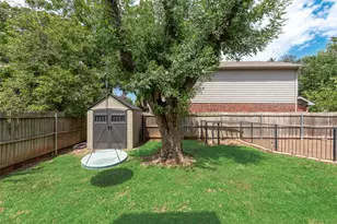 1417 Thistlewood Ln, Grapevine, TX 76051 - Photo 31