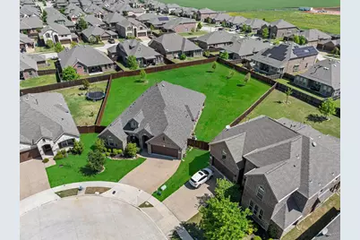 4304 Caney Creek Circle, Celina, TX 75009 - Photo 19
