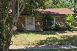 12207 Baron Dr, Balch Springs, TX 75180 - Photo 3