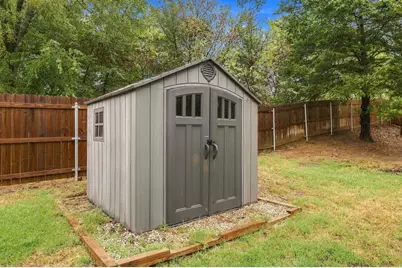225 E Washington Street, Denison, TX 75021 - Photo 35