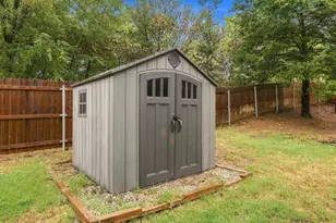 225 E Washington St, Denison, TX 75021 - Photo 35