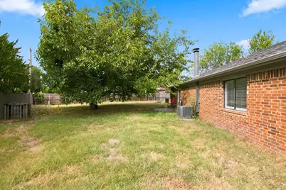 6400 Twin Spruce Court, Arlington, TX 76018 - Photo 29