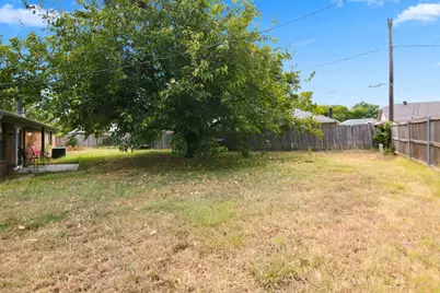 6400 Twin Spruce Court, Arlington, TX 76018 - Photo 33