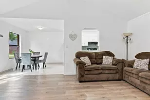 6400 Twin Spruce Ct, Arlington, TX 76018 - Photo 11