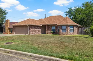 1100 Markeda, Sulphur Springs, TX 75482 - Photo 3