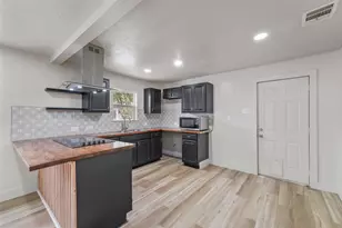 2520 Dell St, Fort Worth, TX 76111 - Photo 9