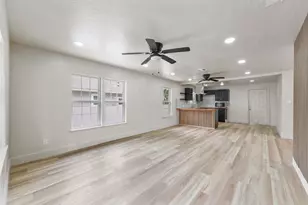 2520 Dell St, Fort Worth, TX 76111 - Photo 5