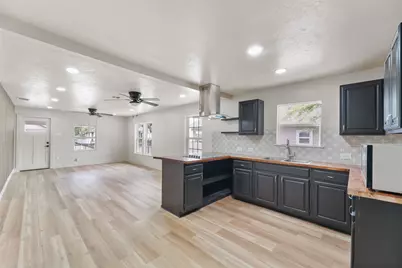 2520 Dell Street, Fort Worth, TX 76111 - Photo 11