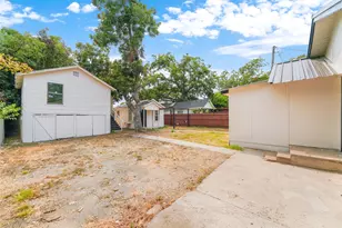 2520 Dell St, Fort Worth, TX 76111 - Photo 23