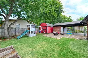 1102 14th St, Honey Grove, TX 75446 - Photo 23