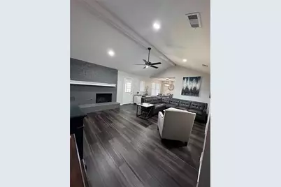 17623 Medina Drive, Dallas, TX 75287 - Photo 11