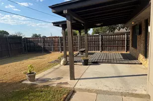 17623 Medina Dr, Dallas, TX 75287 - Photo 3