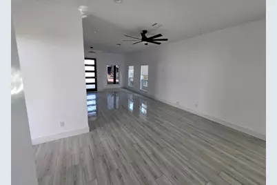 2623 Pennsylvania Avenue, Dallas, TX 75215 - Photo 3