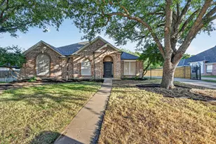 709 Coal Creek Dr, Mansfield, TX 76063 - Photo 1