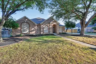 709 Coal Creek Dr, Mansfield, TX 76063 - Photo 3