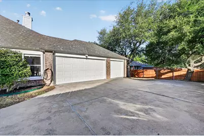 709 Coal Creek Drive, Mansfield, TX 76063 - Photo 35