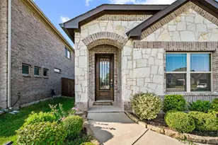 4425 Ridgehurst Ln, Fort Worth, TX 76036 - Photo 3