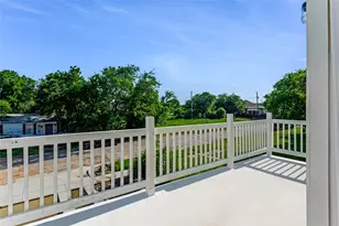 1641 E Tucker St, Fort Worth, TX 76104 - Photo 23