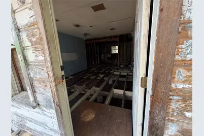 327 W Hester Street, Sherman, TX 75090 - Photo 3