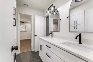 2822 Clear Springs Dr, Plano, TX 75075 - Photo 17