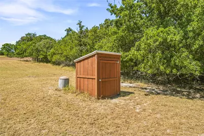 160 Private Road 2161, Iredell, TX 76649 - Photo 11