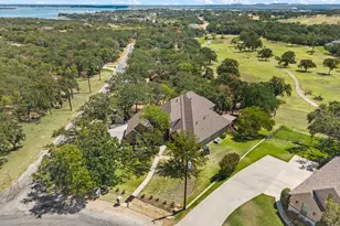 615 Runaway Bay Dr, Runaway Bay, TX 76426 - Photo 3