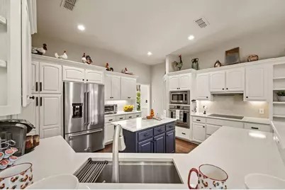 615 Runaway Bay Drive, Runaway Bay, TX 76426 - Photo 15