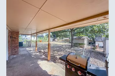417 W McCart Street, Krum, TX 76249 - Photo 19