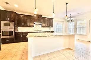 5021 Sunwood Cir, Fort Worth, TX 76123 - Photo 11