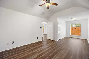 1202 Henard Ln, Granbury, TX 76048 - Photo 17