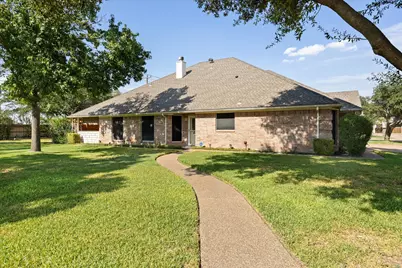 1202 Henard Lane, Granbury, TX 76048 - Photo 3