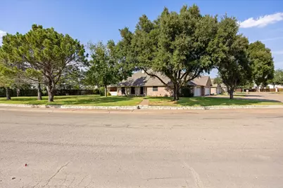 1202 Henard Lane, Granbury, TX 76048 - Photo 37