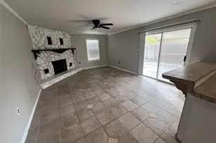 817 W Barron Ave, Everman, TX 76140 - Photo 3