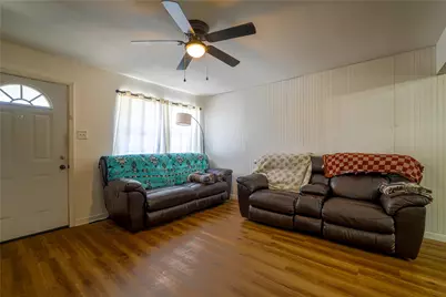 807 N Lacy Drive, Lacy Lakeview, TX 76705 - Photo 5