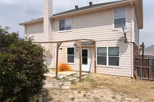 424 Heritage Dr, Crowley, TX 76036 - Photo 9