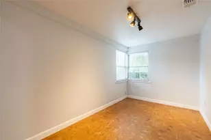 2732 Mateur St, Dallas, TX 75211 - Photo 7