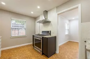 2732 Mateur St, Dallas, TX 75211 - Photo 15