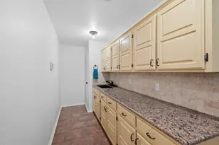 215 Morene Ave, Waxahachie, TX 75165 - Photo 23