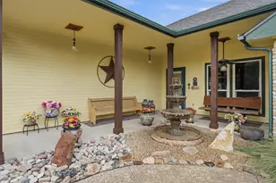 215 Morene Ave, Waxahachie, TX 75165 - Photo 27