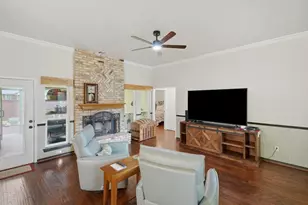 215 Morene Ave, Waxahachie, TX 75165 - Photo 7